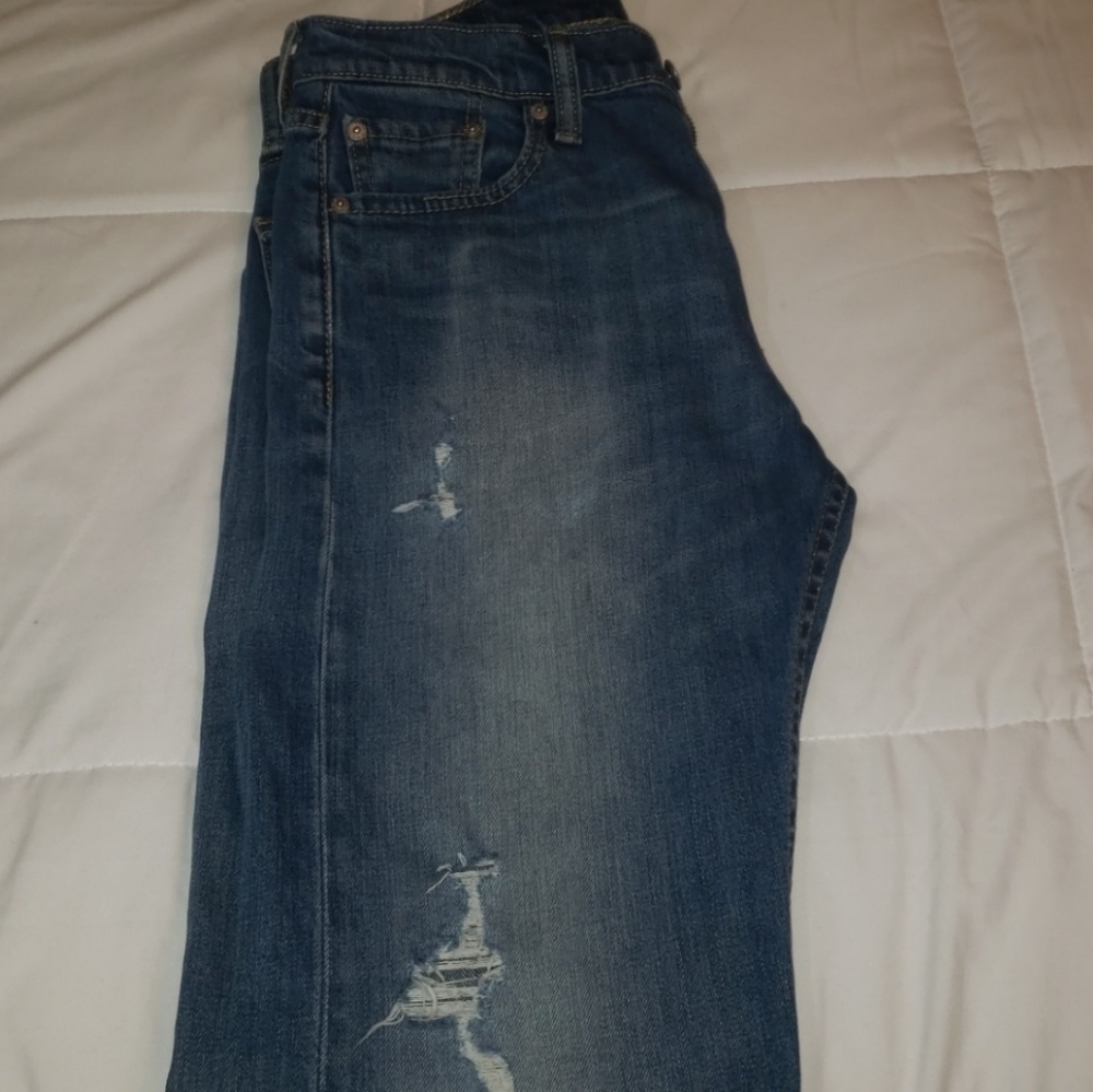Customized distressed jeans